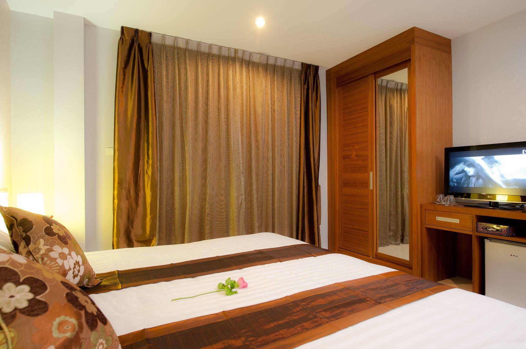 Rama Kata Beach Hotel 외부 사진
