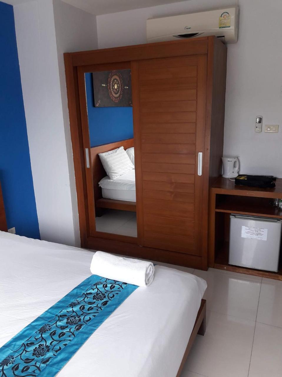Rama Kata Beach Hotel 외부 사진
